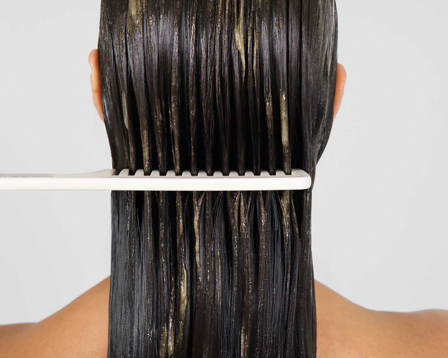 PRE-SHAMPOO TREATMENT